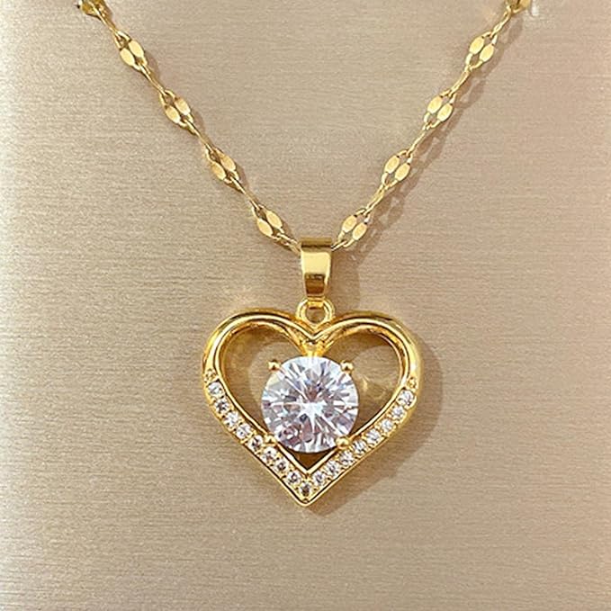 Collar Corazón con Diamante